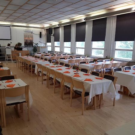 Maaseutuhotelli Hirvikoski Sykarainen Buitenkant foto